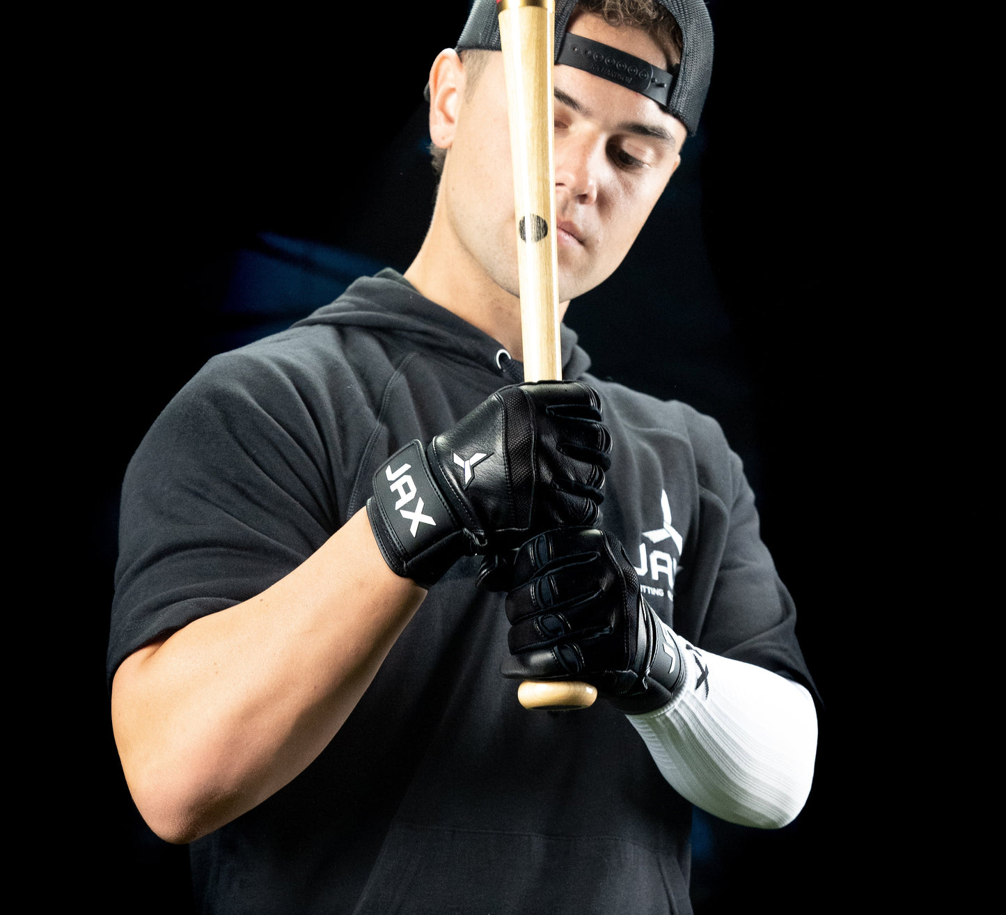 Jax Restore Recovery Premium Arm Sleeve - White